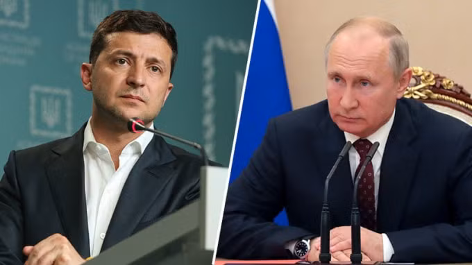 Tổng thống Ukraine Zelenskiy (trái) và Tổng thống Nga Vladimir Putin - Ảnh: Reuters/AP