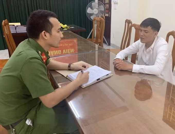 Đối tượng Nguyễn Minh Thành tại cơ quan Công an.