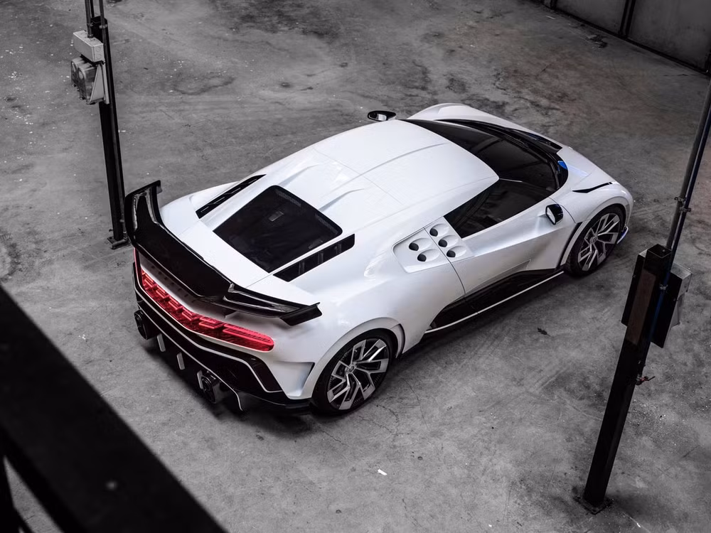 Bugatti Centodieci. Ảnh: Bugatti