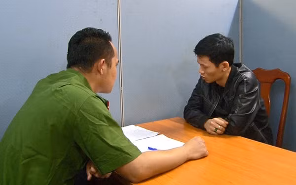Đối tượng Nguyễn Xuân Quý bị bắt giữ. Ảnh: cand.com.vn