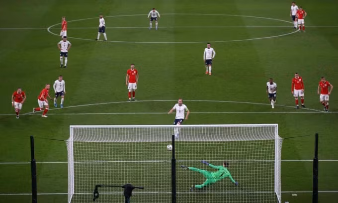 Harry Kane ghi bàn mở tỷ số. Ảnh: Getty