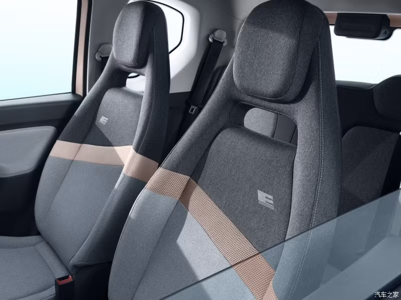Mẫu xe Wuling Hongguang Mini EV Macaron. Ảnh: TL
