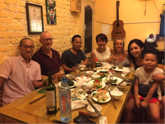 Những đoàn khách quốc tế đến ở tại homestay Hue Family cách đây 2 năm.