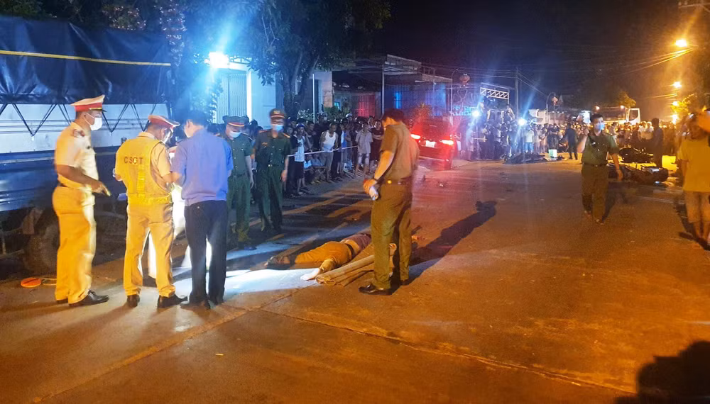 Công an đang có mặt ở hiện trường để điều tra làm rõ vụ việc. Ảnh: tienphong.vn