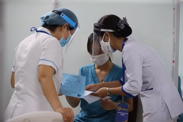 Sáng 19/4, Việt Nam ghi nhận thêm 1 ca mắc COVID-19