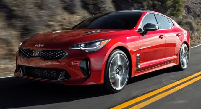 Các hãng xe ô tô lớn đua nhau thay đổi logo mới. Ảnh: Carscoops