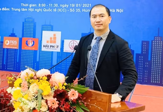 Luật sư Trương Anh Tú, Chủ tịch TAT Law firm đề nghị Cơ quan điều tra cần xác minh làm rõ và nếu cần thiết thì bắt tạm giam kẻ đánh người dã man này