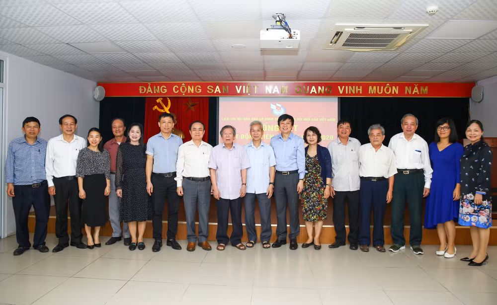 Các đại biểu tham dự hội nghị tổng kết hoạt động của Liên chi Hội năm 2020. Ảnh: Sơn Hải