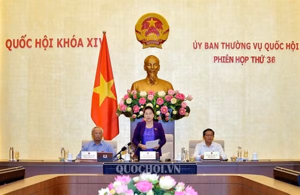 Chủ tịch Quốc hội Nguyễn Thị Kim Ngân phát biểu bế mạc Phiên họp. Ảnh: quochoi.vn