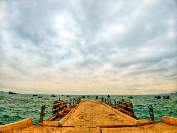 Không gian du lịch rộng mở, kết nối đa dạng của Phan Rang - Tháp Chàm hút du khách (Ảnh Thịnh Vũ)