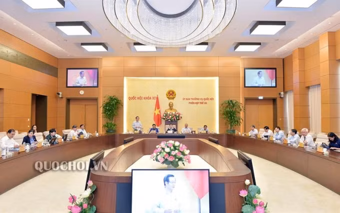 Toàn cảnh Phiên họp thứ 36.
