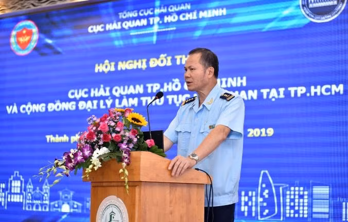 Cục trưởng Hải Quan TP. HCM Đinh Ngọc Thắng chủ trì hội nghị