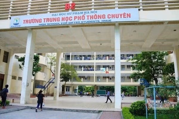 lich thi thu cac truong chuyen tai ha noi hinh 1