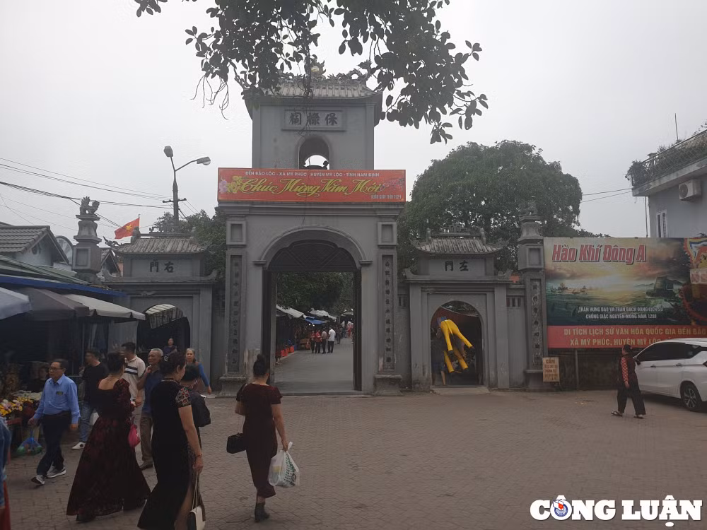 bat chap chi dao cua ubnd tinh nam dinh trong den bao loc van dien ra viec mua ban an hinh 1