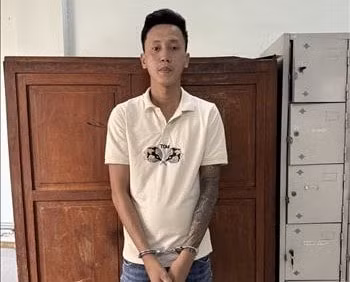doi tuong truy na bi bat khi ve nha don tet cung gia dinh hinh 1