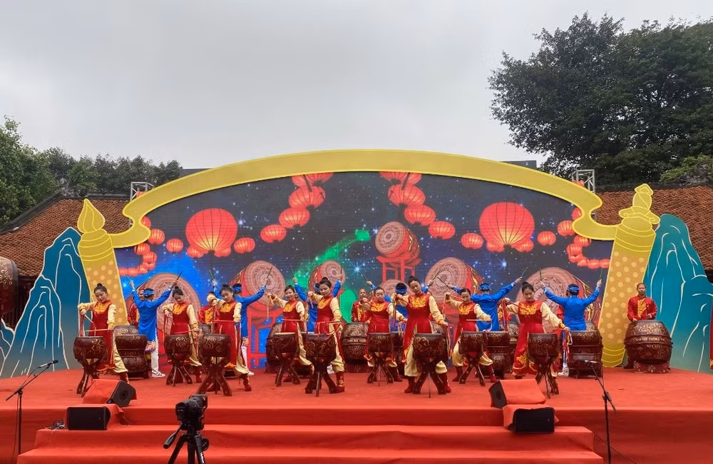 khai dien ngay tho ha noi tai van mieu quoc tu giam hinh 1