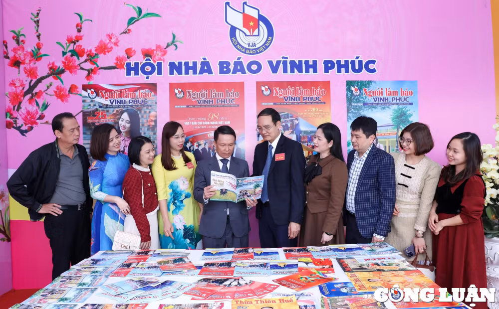 hoi bao xuan vinh phuc noi ton vinh su phat trien bao chi chia se hoat dong nghe nghiep hinh 9