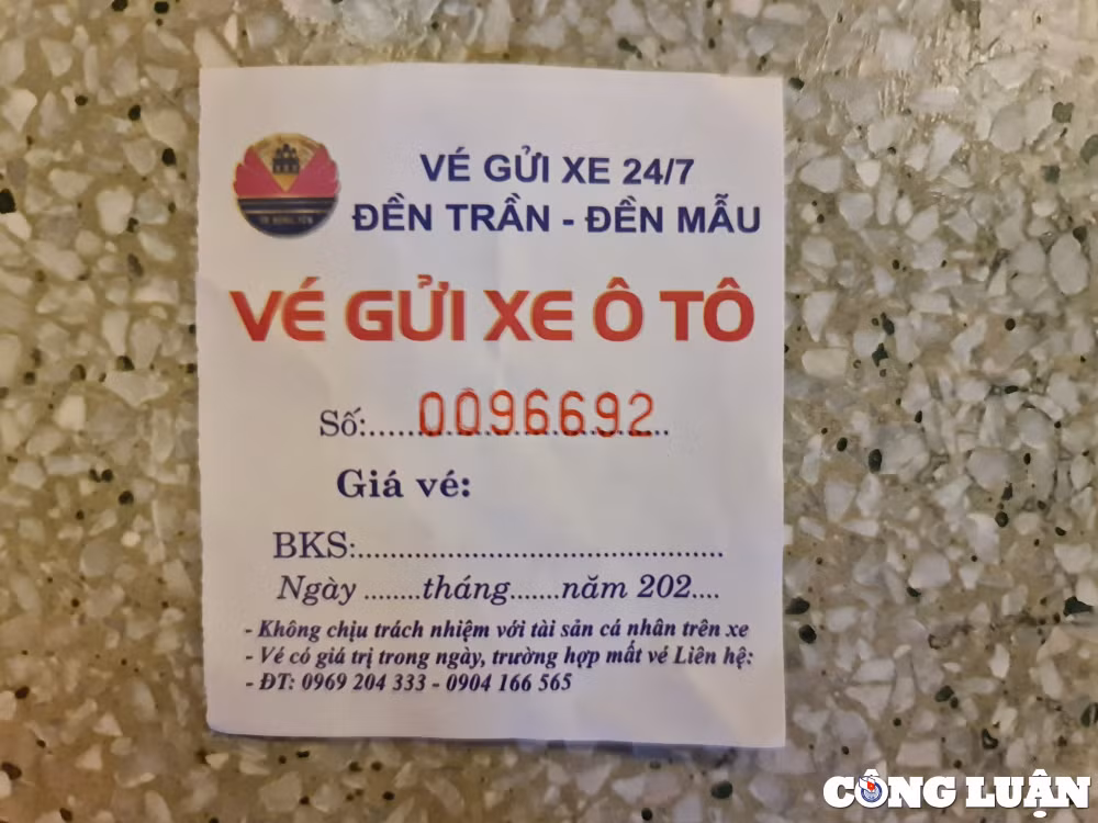 chinh quyen tao dieu kien to chuc trong giu xe thu phi trai quy dinh quanh den tran den mau hinh 2