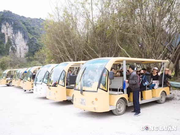 sieu thu vi voi trai nghiem sinh hoat cong dong cua cu dan co trang an tai dao khe coc hinh 8