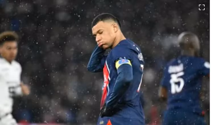 mbappe tit ngoi psg thoat thua truoc rennes o phut bu gio cuoi cung hinh 1