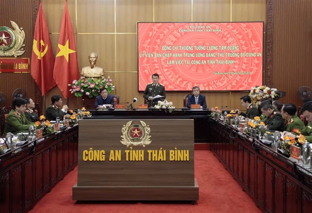 lanh dao bo cong an lam viec voi cong an tinh thai binh hinh 2
