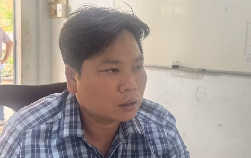 bat nhom doi tuong dung sung cuop thuoc la lau o vung bien hinh 1