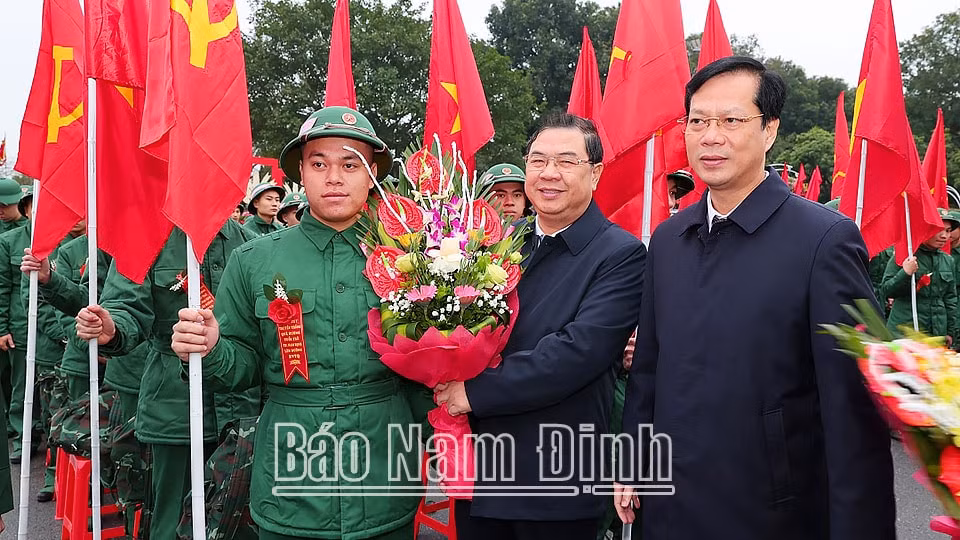 nam dinh hon 2800 thanh nien len duong nhap ngu thuc hien nghia vu hinh 2