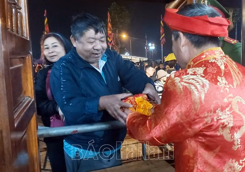 le phat luong duc thanh tran tai den tran thuong xuan giap thin 2024 hinh 4