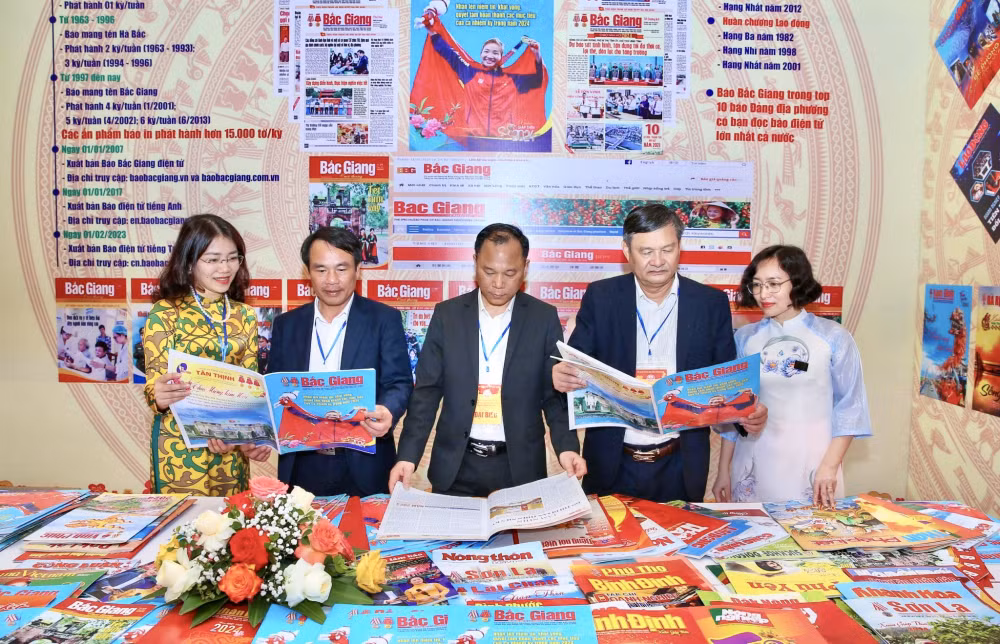 hoi bao xuan giap thin tinh bac giang khong gian van hoa nhieu y nghia hinh 8