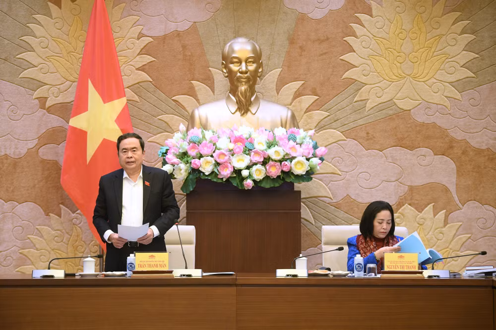 khan truong hoan thien danh muc vi tri viec lam va chinh sach tien luong moi hinh 1