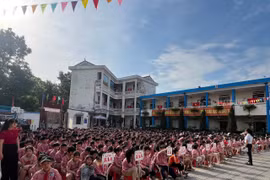 Công ty Môi trường đô thị Hải Phòng đẩy mạnh tuyên truyền cho học sinh về phân loại rác tại nguồn