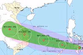 Trong 24 giờ tới, bão Kalmaegi sẽ vào Biển Đông, trở thành cơn bão số 13 của năm 2025
