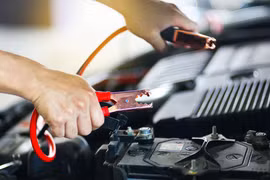 5 món đồ cứu nguy bạn luôn nên để sẵn trên xe