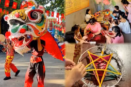 Người dân rủ nhau đến Hoàng thành Thăng Long tìm lại ký ức trung thu xưa