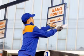 Giá xăng, dầu đồng loạt giảm sâu