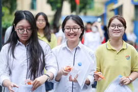 Tin học lần đầu có 60 điểm 10, môn thi tưởng 'dễ xơi' lại vỏn vẹn 4 em đạt tuyệt đối