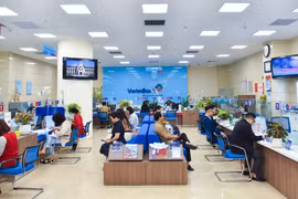 Xu hướng dòng tiền cuối năm: Tiết kiệm ngân hàng trở thành lựa chọn tối ưu