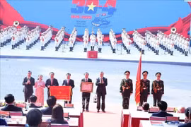 Trao tặng danh hiệu 'Anh hùng Lao động' cho Đảng bộ, Chính quyền và Nhân dân Thành phố Hồ Chí Minh