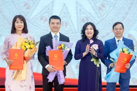 Bộ Nội vụ công bố quyết định bổ nhiệm lãnh đạo báo Dân trí