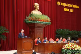 Biểu quyết giới thiệu nhân sự Ban Chấp hành Trung ương khóa XIV