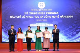 Giải báo chí Khoa học và Công nghệ 2024: Cầu nối đưa Nghị quyết 57 vào đời sống