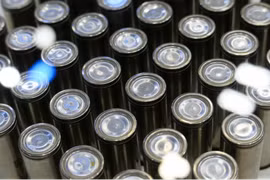 Công nghệ tái chế mới giúp thu hồi 99% lithium tinh khiết từ pin xe điện cũ
