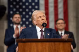 Mỹ sẽ sửa Hiến pháp để giúp Tổng thống Trump có nhiệm kỳ thứ ba?
