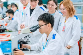 Y tế 'đổi trục', kỹ thuật cao không còn độc quyền tuyến Trung ương
