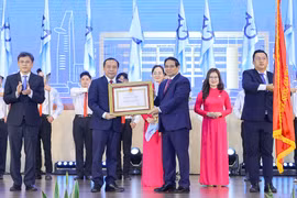 Đại học Quốc gia TPHCM thực hiện 3 'tiên phong xuất sắc', phấn đấu thuộc nhóm 100 đại học hàng đầu châu Á