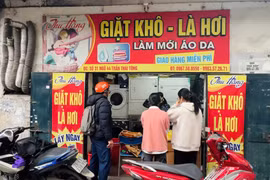 Bùng nổ dịch vụ giặt sấy những ngày Hà Nội nồm ẩm