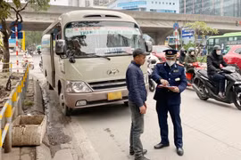 Hà Nội: Tiếp tục xử lý nghiêm xe khách dừng, đỗ sai quy định