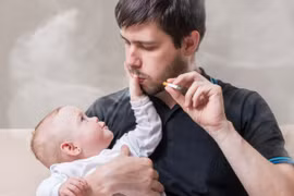 Pháp cấm hút thuốc tại nhiều địa điểm công cộng để bảo vệ trẻ em