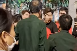 Trường Đại học Văn Lang họp khẩn về vụ sinh viên cư xử thiếu chuẩn mực với cựu chiến binh