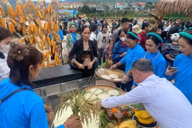 10 tháng đầu năm, Quảng Ninh đón 18,43 triệu lượt khách